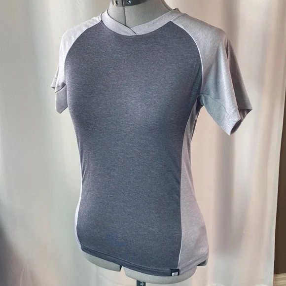 Grey Quick Dry Shirt 2 Toned Grey T-shirt Multiple Sizes - Picture 2 of 7